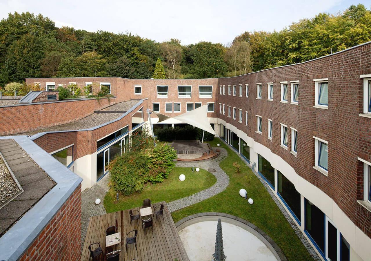 Katholische Akademie Schwerte Hotel Exterior foto